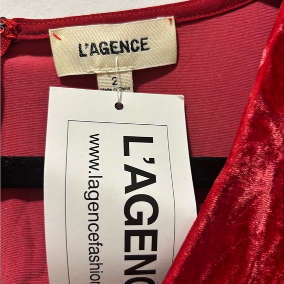 NWT L'AGENCE Velvet V-neck Dress in Red - Picture 4 of 4